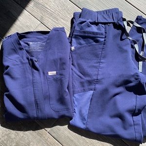 FIGS Navy blue set Size M both top and bottom